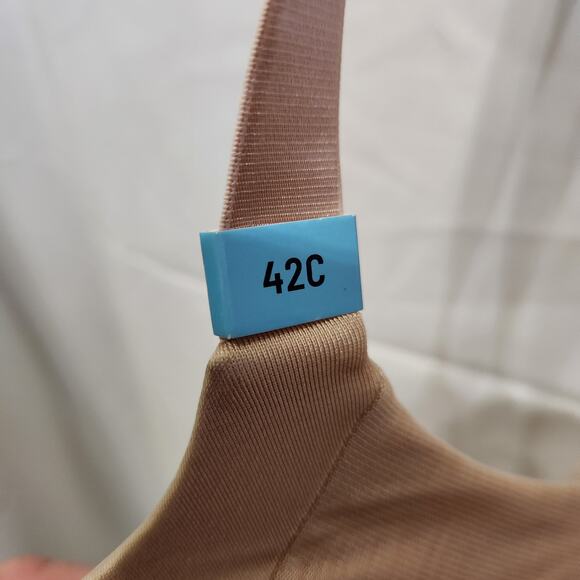 New w/ Tags Women's Full Figure Front Closure Back Smoothing. Size 42C - Picture 5 of 6